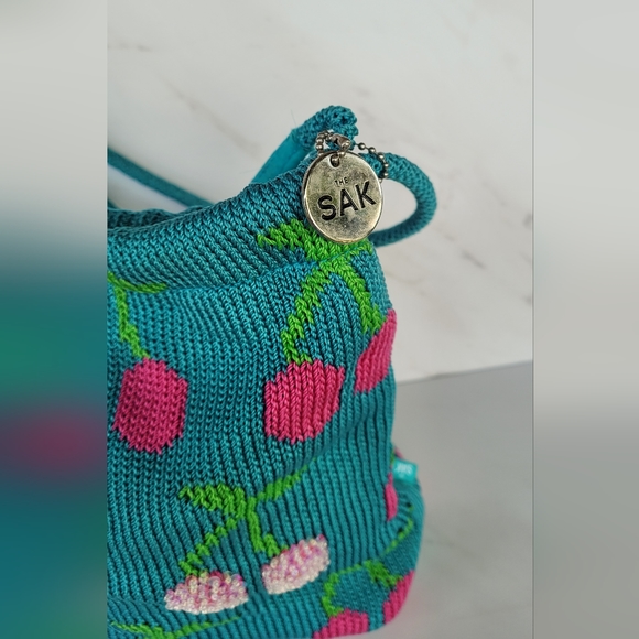 GUC The Sak Cherry Crochet Bag Y2K style Blue Pink - Picture 2 of 10